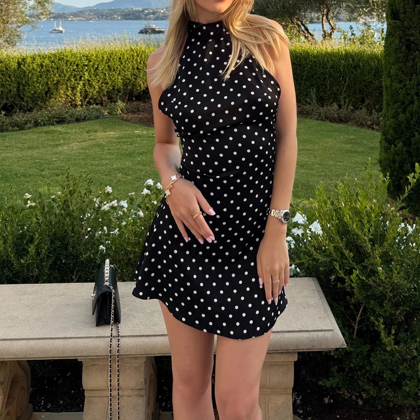 Robe Halter à Pois pour Femme – Élégante & Sexy
